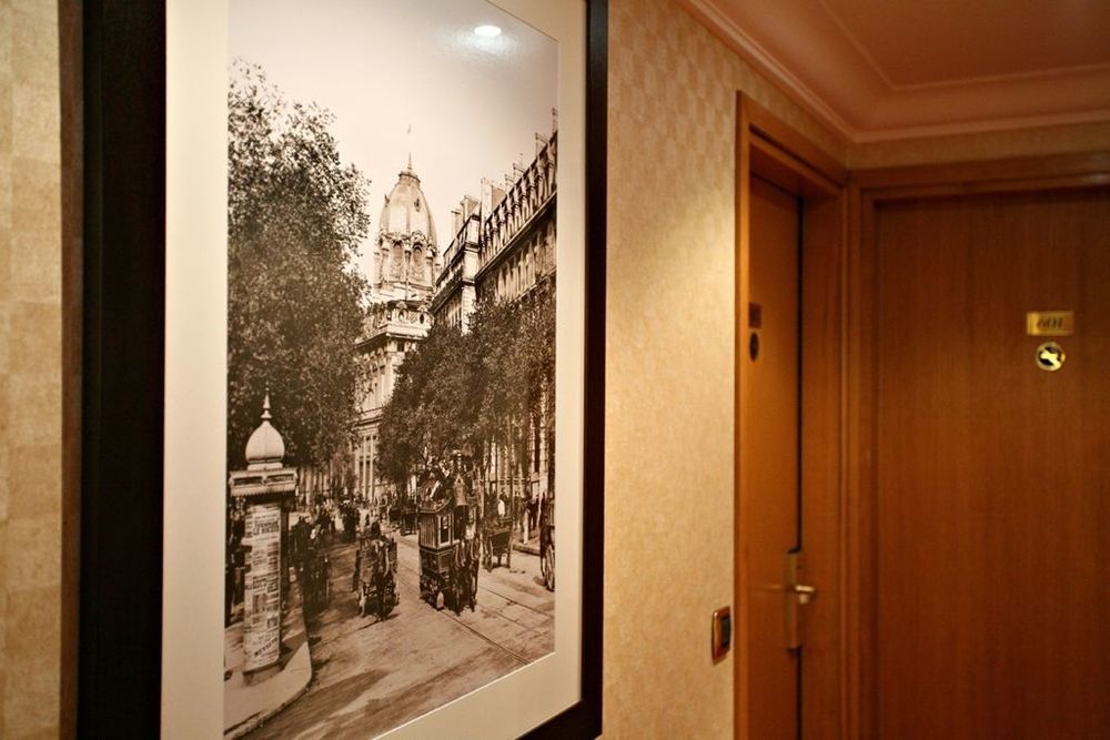 Royal Saint Michel Hotel Париж Удобства снимка